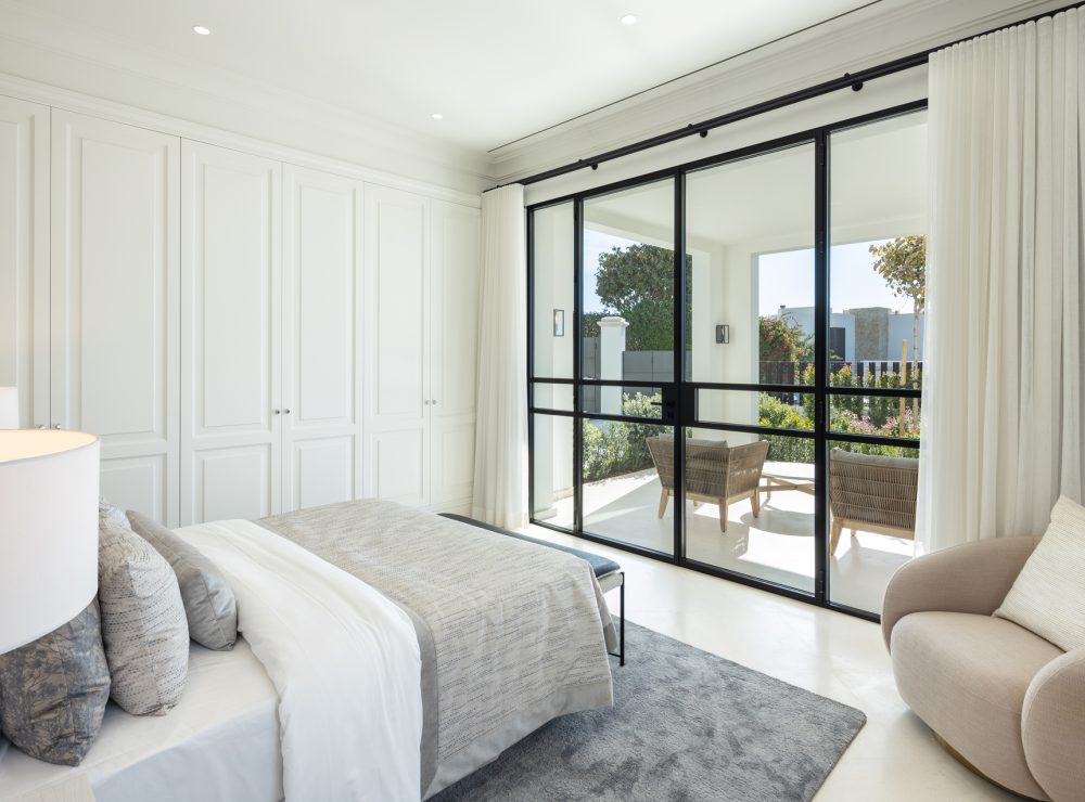 Pleyades 10 villa La Cerquilla Nueva Andalucia Marbella