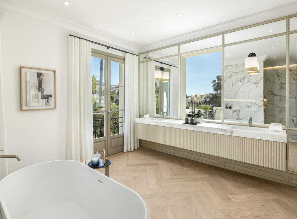 Pleyades 10 villa La Cerquilla Nueva Andalucia Marbella
