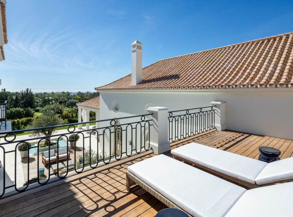 Pleyades 10 villa La Cerquilla Nueva Andalucia Marbella