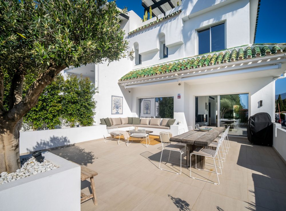 Townhouse La Colina 18 Nueva Andalucia Marbella