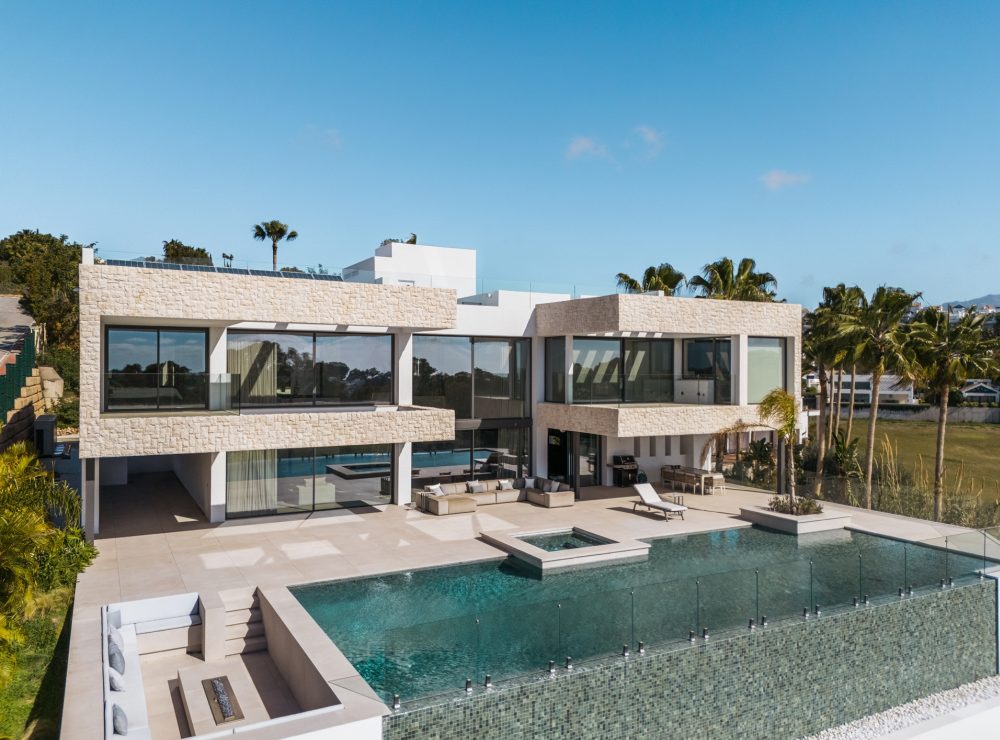 Villa Budapest 11 La Alqueria Benahavis Marbella