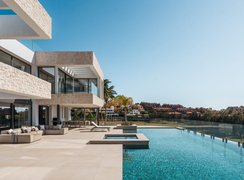 Villa Budapest 11 La Alqueria Benahavis Marbella