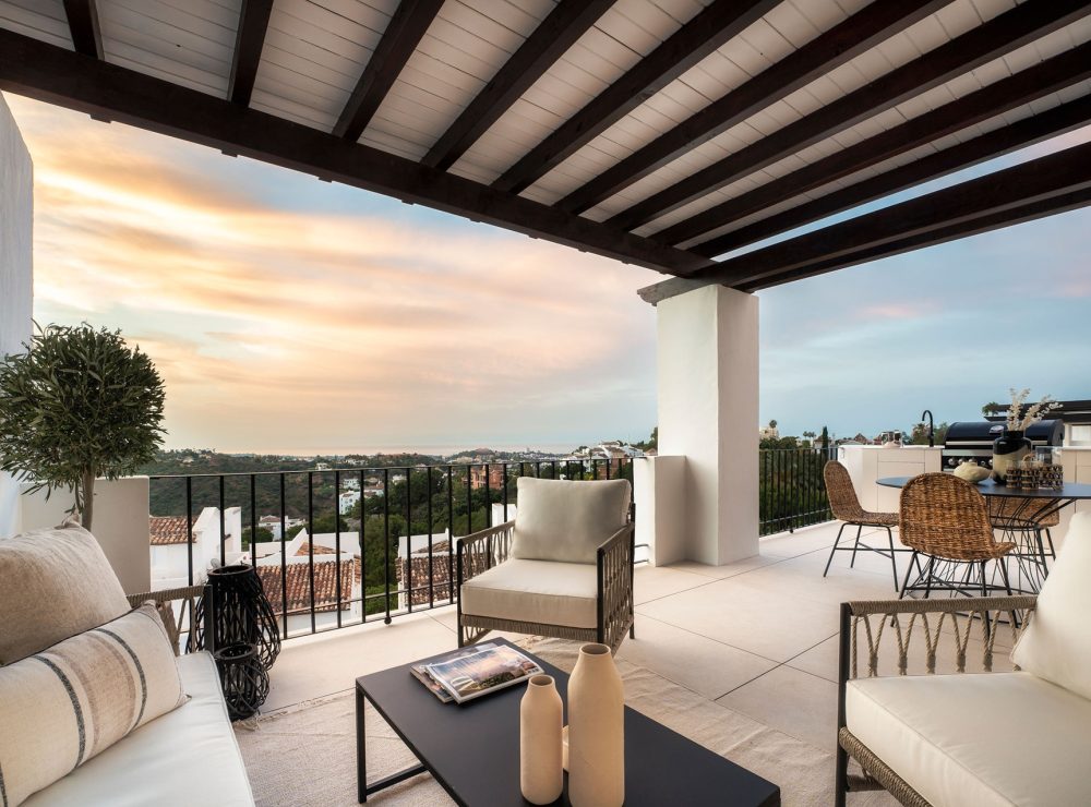Penthouse Maison Blanc Altos de La Quinta Benahavis Marbella