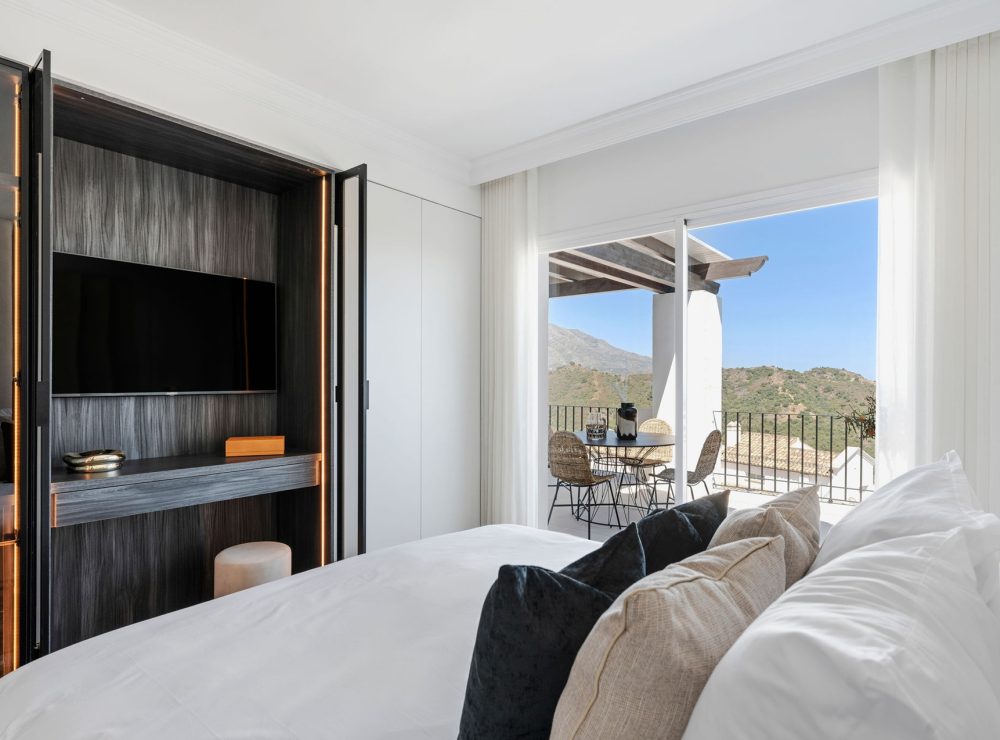 Penthouse Maison Blanc Altos de La Quinta Benahavis Marbella