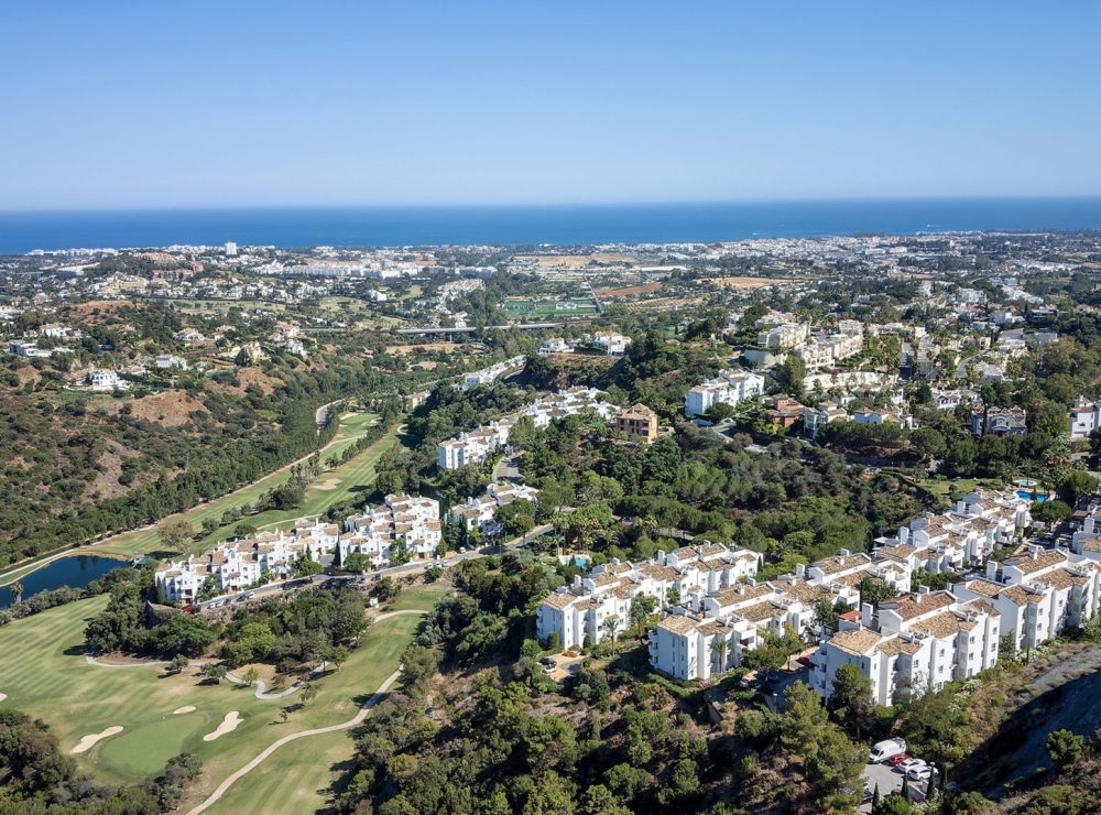 Penthouse Maison Blanc Altos de La Quinta Benahavis Marbella