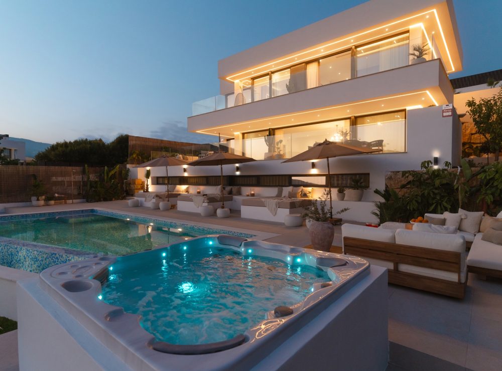 Villa Juni Nueva Andalucia Marbella