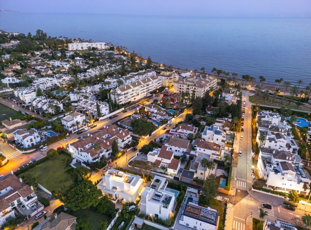 Los Angeles 185 beachside villa Cortijo Blanco San Pedro de Alcanta Marbella