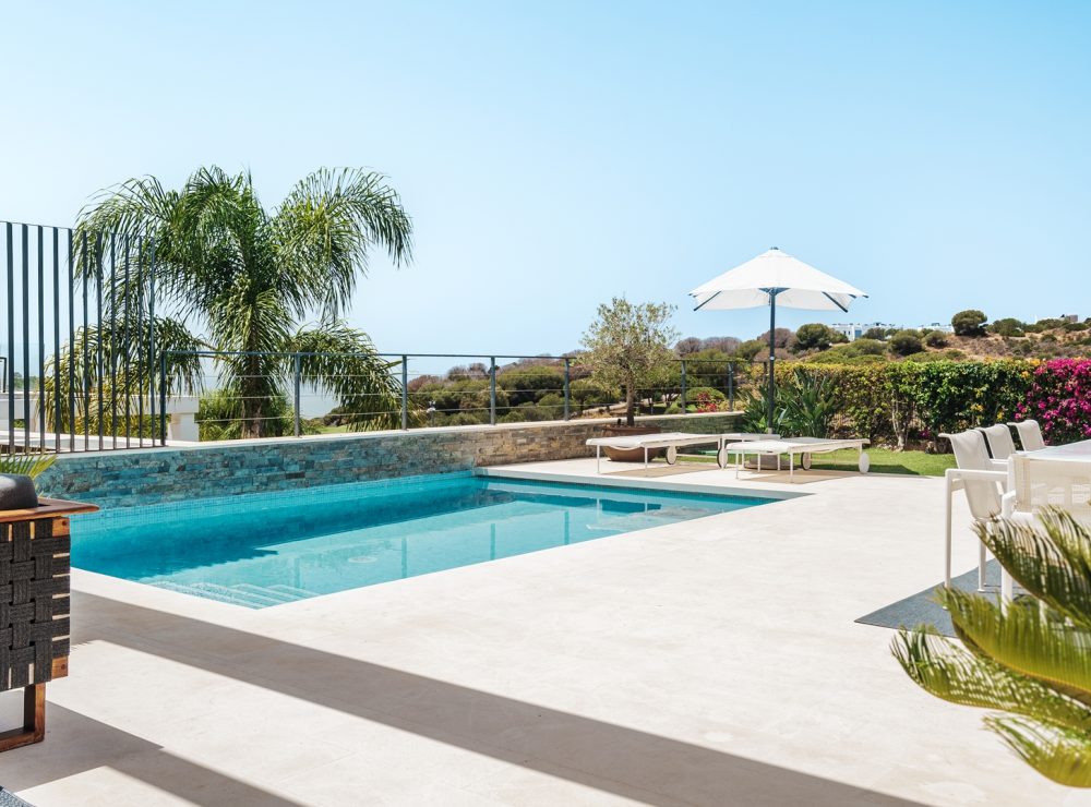 Casa Flamingo semi detached villa Cabopino Marbella East