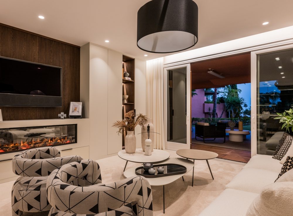Torre Bermeja 1802 beachside apartment New Golden Mile Estepona