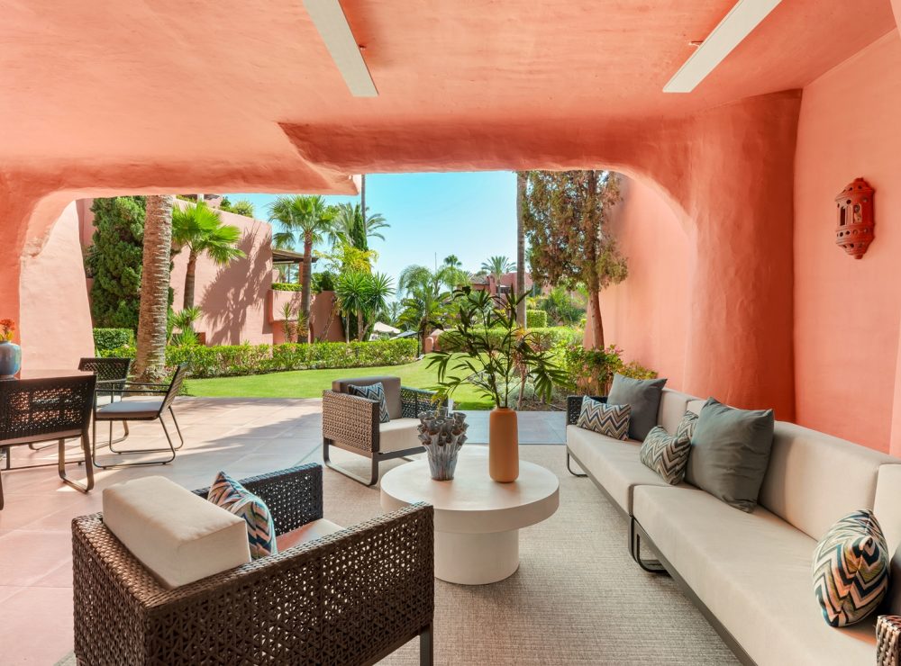 Torre Bermeja 1802 beachside apartment New Golden Mile Estepona