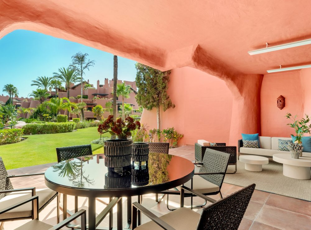 Torre Bermeja 1802 beachside apartment New Golden Mile Estepona