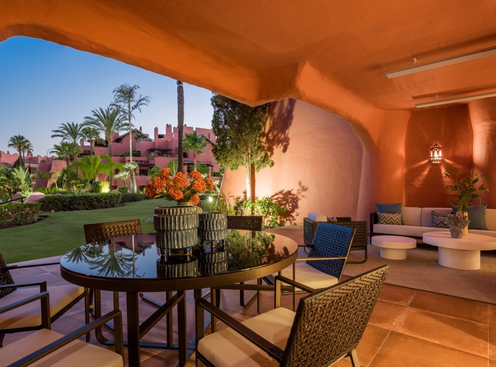 Torre Bermeja 1802 beachside apartment New Golden Mile Estepona