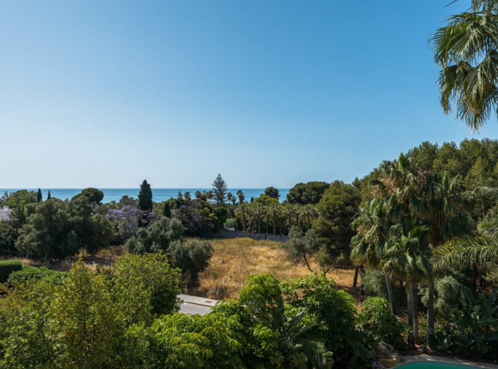 Casa Ana villa Altos de Puente Romano Marbella Golden Mile sea views