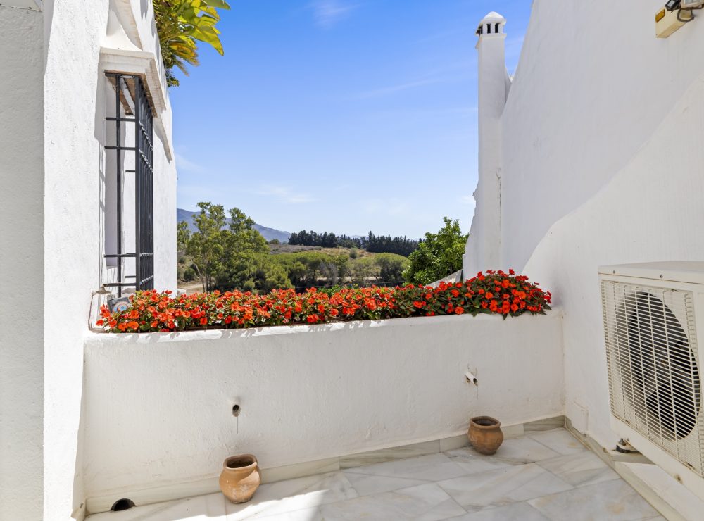 Townhouse Los Toreros Nueva Andalucia Puerto Banus Marbella