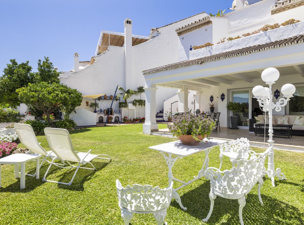 Townhouse Los Toreros Nueva Andalucia Puerto Banus Marbella