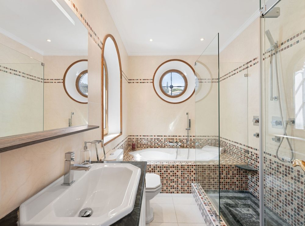 Villa El Paraiso Alto Benahavis Marbella