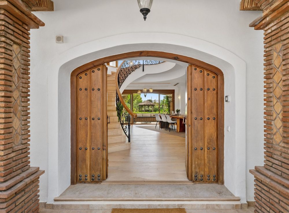 Villa El Paraiso Alto Benahavis Marbella