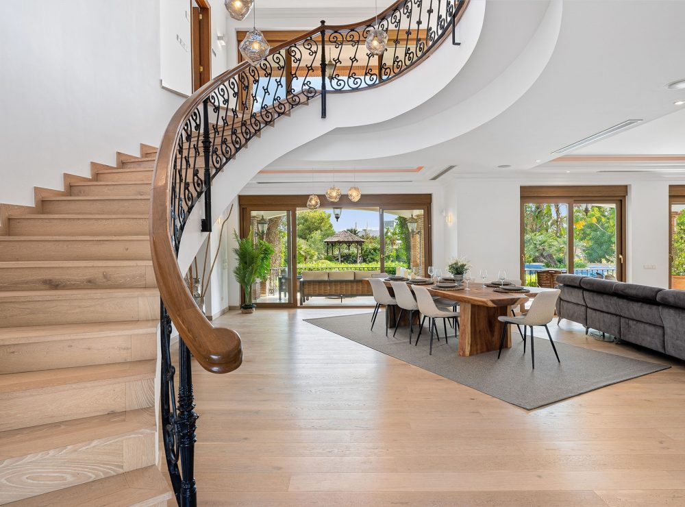 Villa El Paraiso Alto Benahavis Marbella