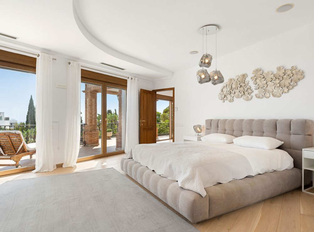 Villa El Paraiso Alto Benahavis Marbella