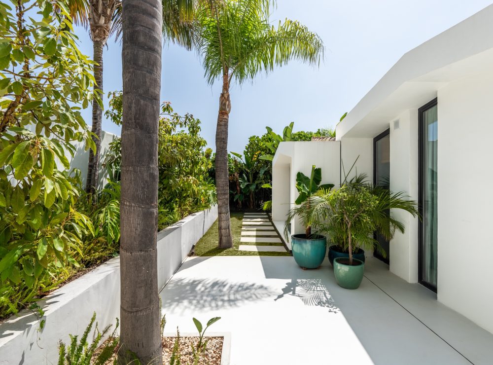 Villa Nazari Nueva Andalucia Marbella