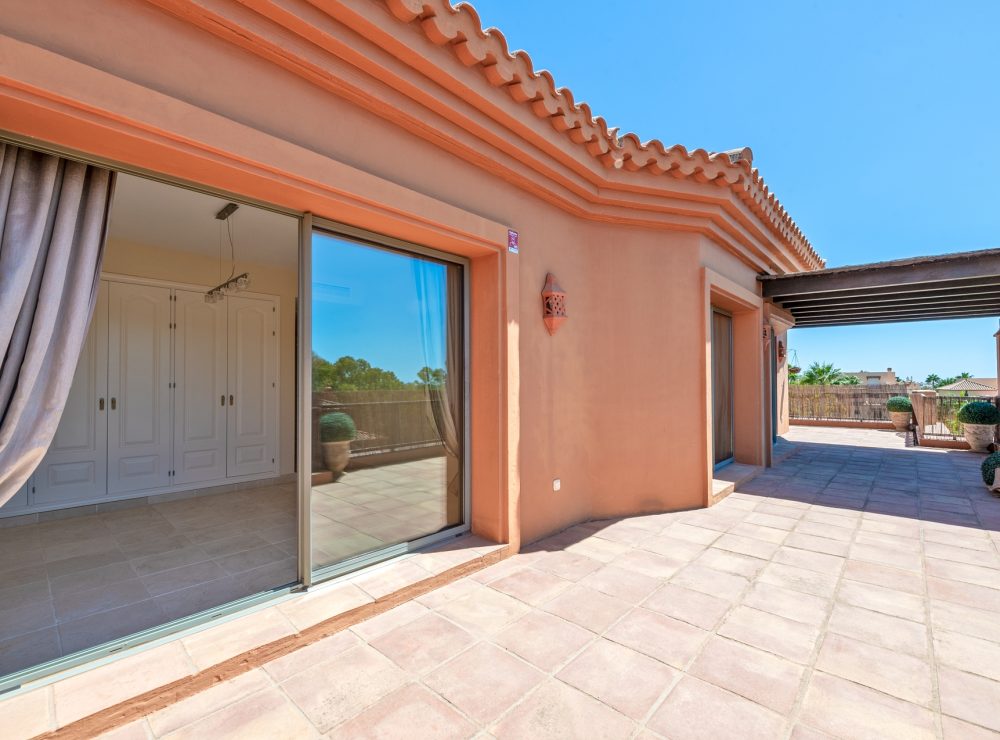 Corner penthouse Benatalaya Benahavis Marbella
