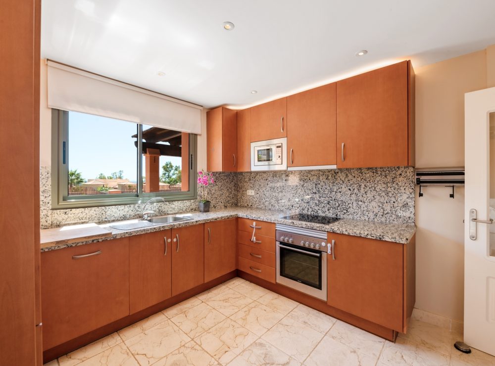 Corner penthouse Benatalaya Benahavis Marbella