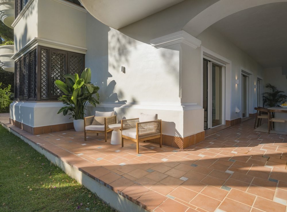 Altos Reales ground floor apartment Sierra Blanca Marbella Golden Mile