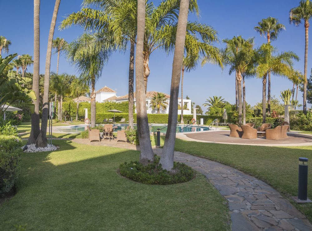 Altos Reales ground floor apartment Sierra Blanca Marbella Golden Mile