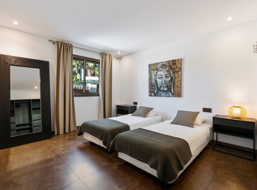 Villa Casa Leon La Alqueria Benahavis Marbella