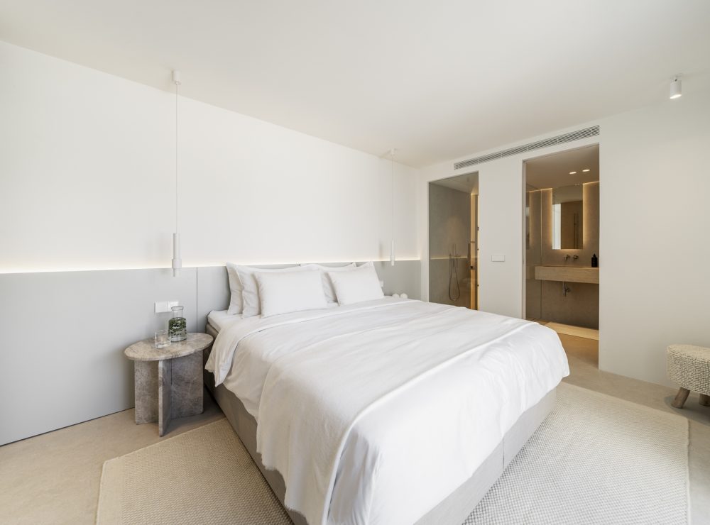 Banus 4 apartment sea views Puerto Banus Marbella
