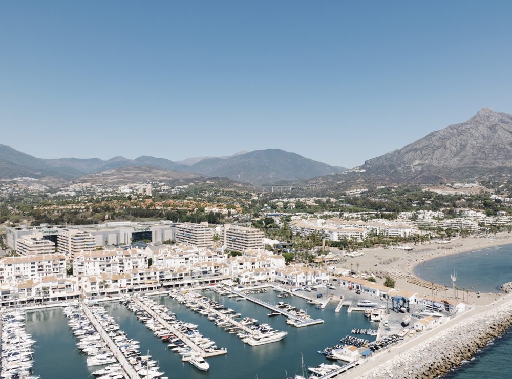 Banus 4 apartment sea views Puerto Banus Marbella