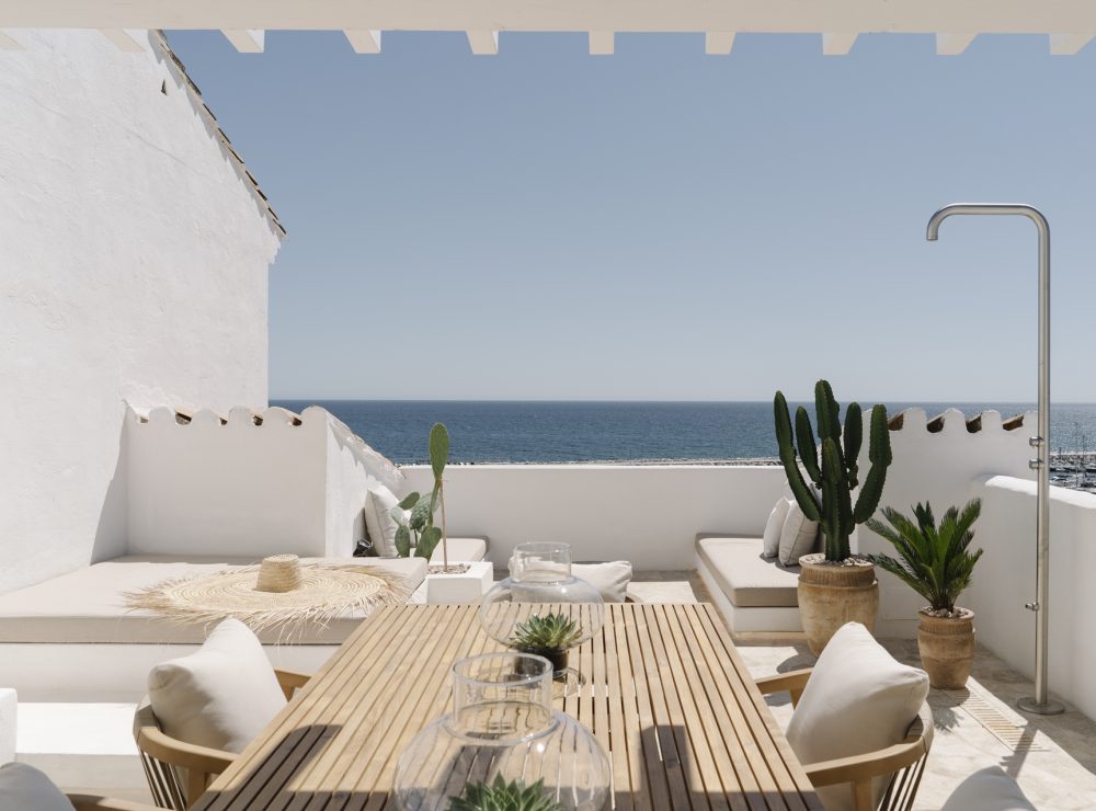 Banus 4 apartment sea views Puerto Banus Marbella
