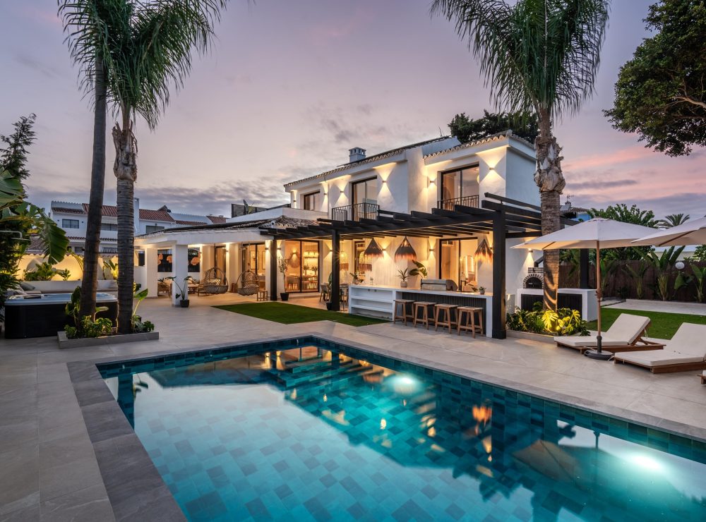 Villa Maria beachside villa Las Petunias San Pedro de Alcantara Marbella