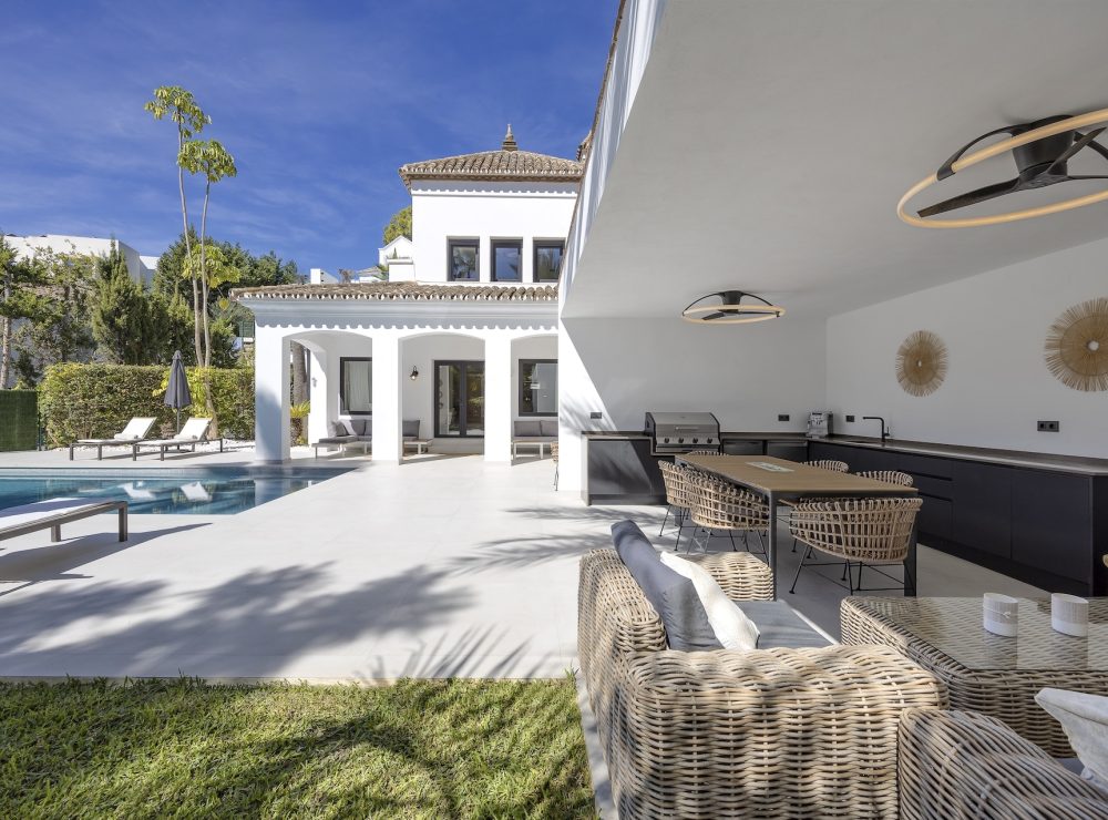 Villa Paraiso Alto Benahavis New Golden Mile Estepona Marbella