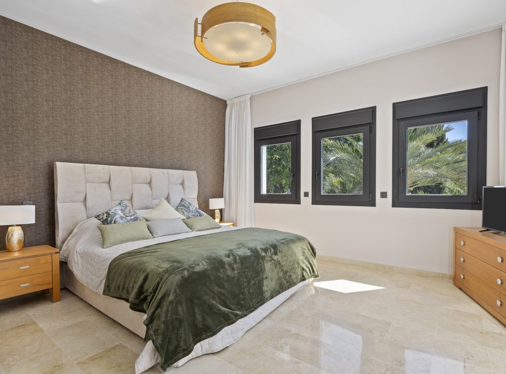 Villa Paraiso Alto Benahavis New Golden Mile Estepona Marbella