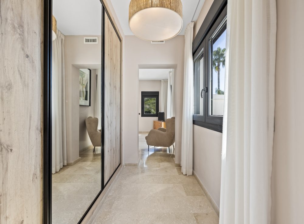 Villa Paraiso Alto Benahavis New Golden Mile Estepona Marbella