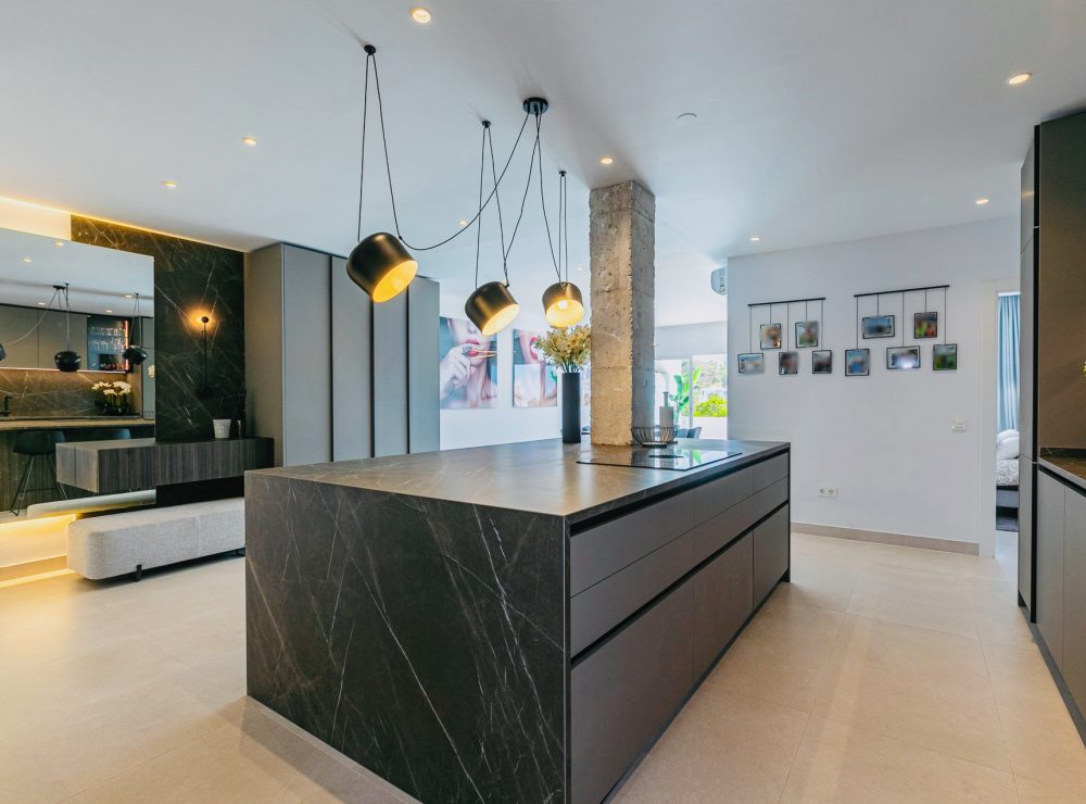 Stunning ground floor apartment El Mirador La Quinta Benahavis Marbella