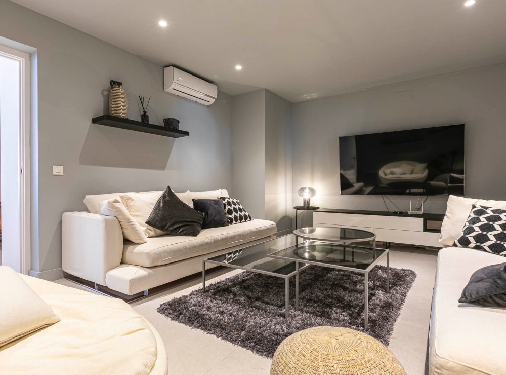 Stunning ground floor apartment El Mirador La Quinta Benahavis Marbella