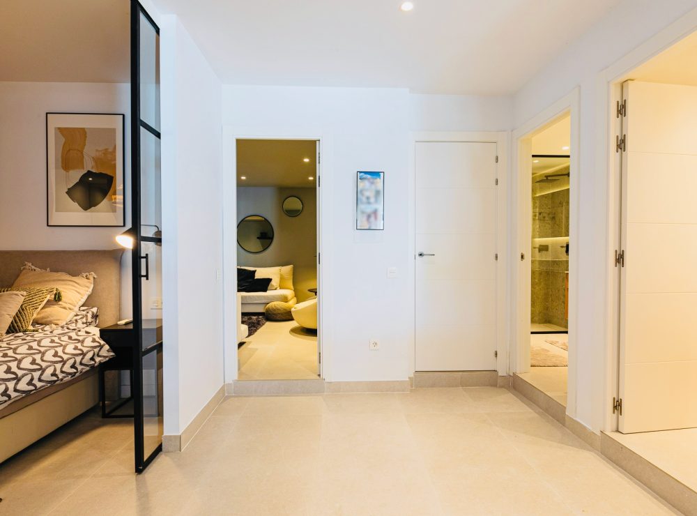 Stunning ground floor apartment El Mirador La Quinta Benahavis Marbella