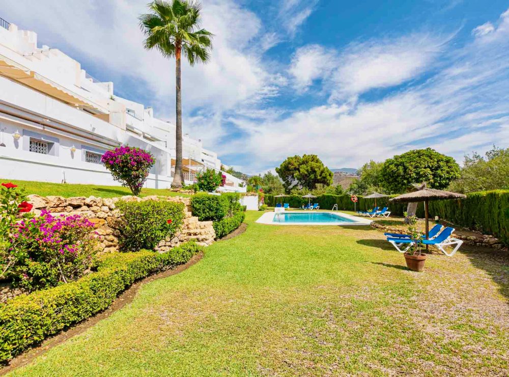 Stunning ground floor apartment El Mirador La Quinta Benahavis Marbella