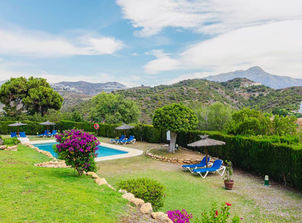 Stunning ground floor apartment El Mirador La Quinta Benahavis Marbella