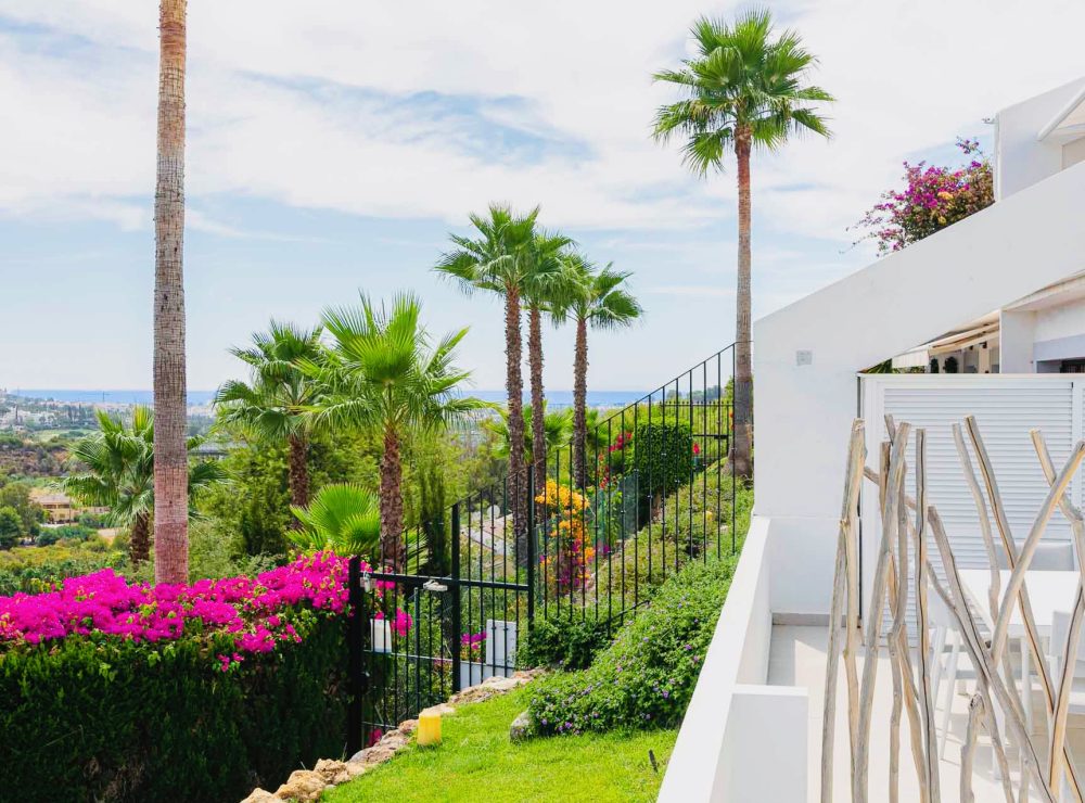 Stunning ground floor apartment El Mirador La Quinta Benahavis Marbella
