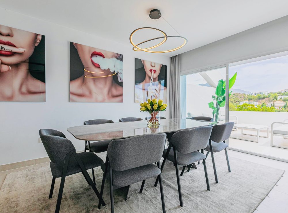 Stunning ground floor apartment El Mirador La Quinta Benahavis Marbella