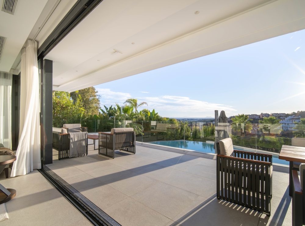 Villa Alfma sea views Nueva Andalucia Marbella