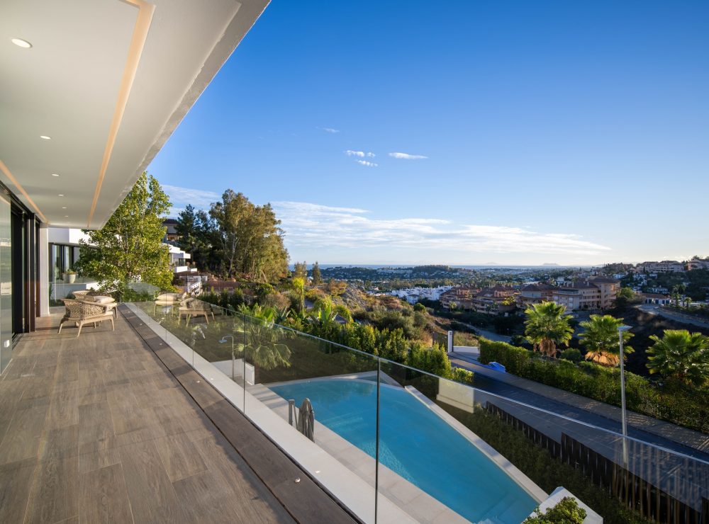 Villa Alfma sea views Nueva Andalucia Marbella