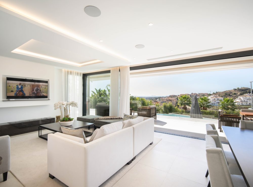 Villa Alfma sea views Nueva Andalucia Marbella