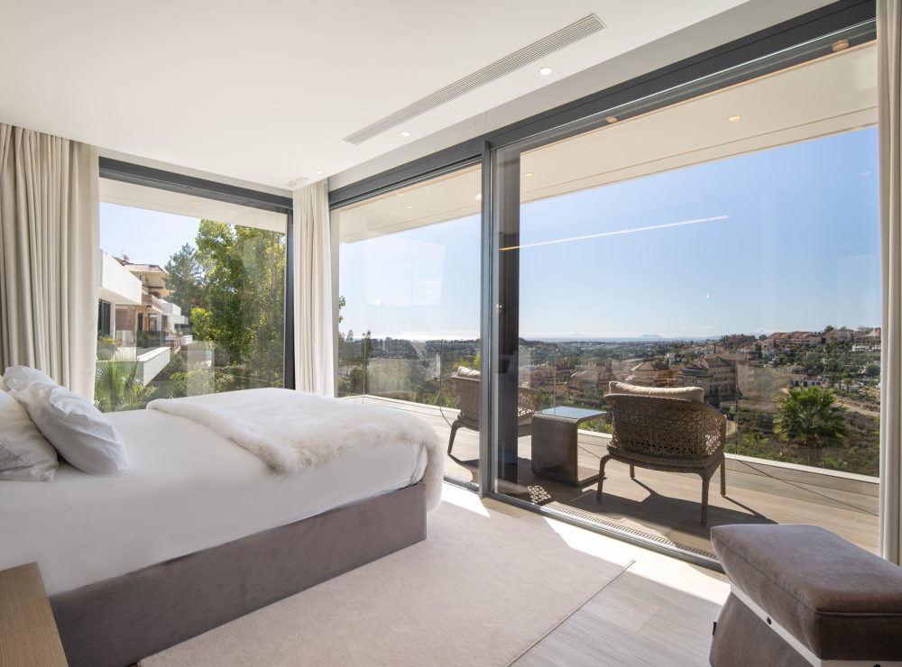 Villa Alfma sea views Nueva Andalucia Marbella