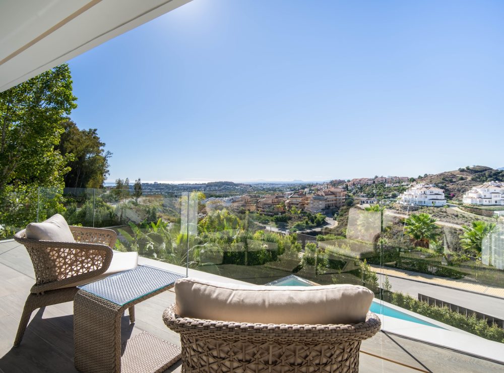 Villa Alfma sea views Nueva Andalucia Marbella