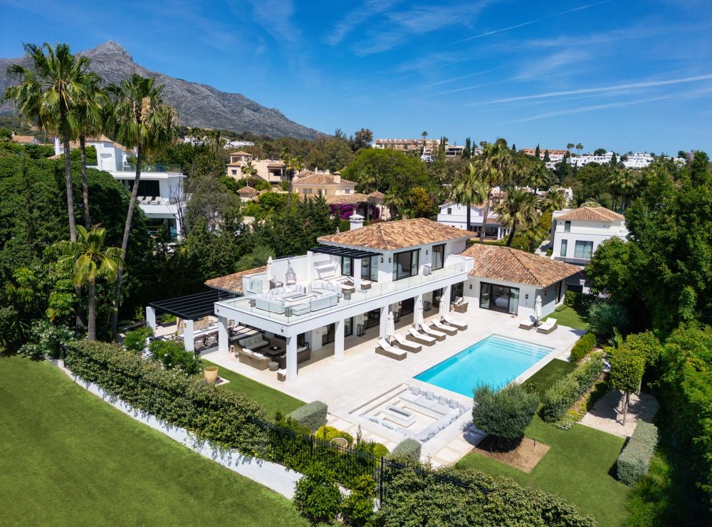 Auriga 36 villa Nueva Andalucia Marbella golf