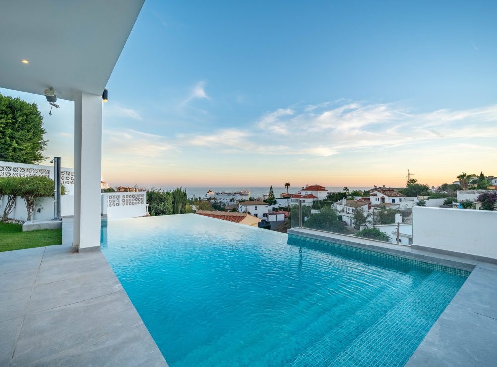 Villa Evellen Torreblanca Fuengirola sea views Marbella